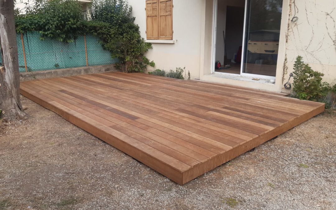 Terrasse en bois exotique